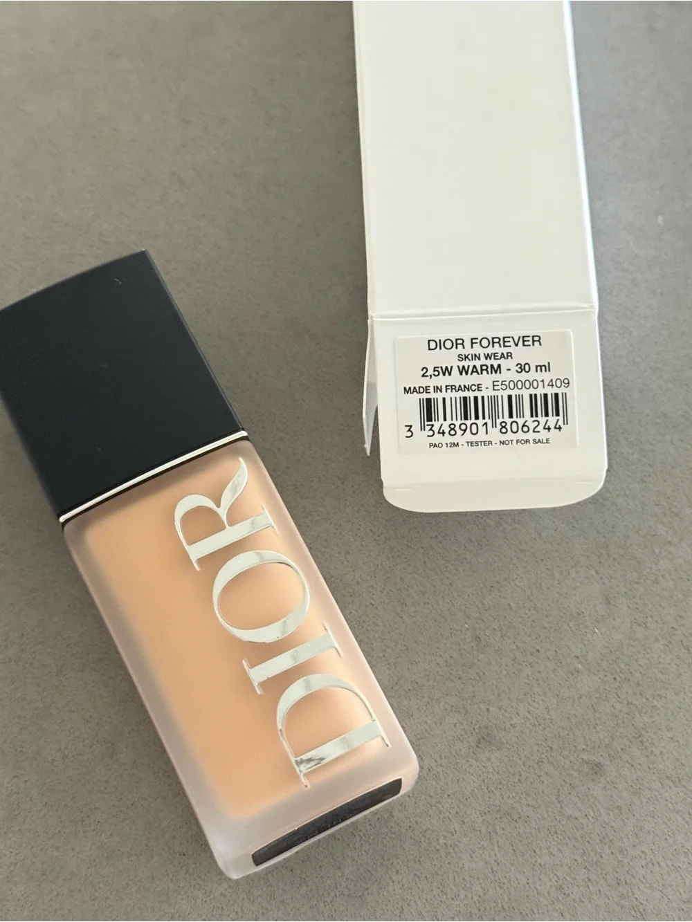 2.5W Dior Forever Skin Wear Matte Foundation